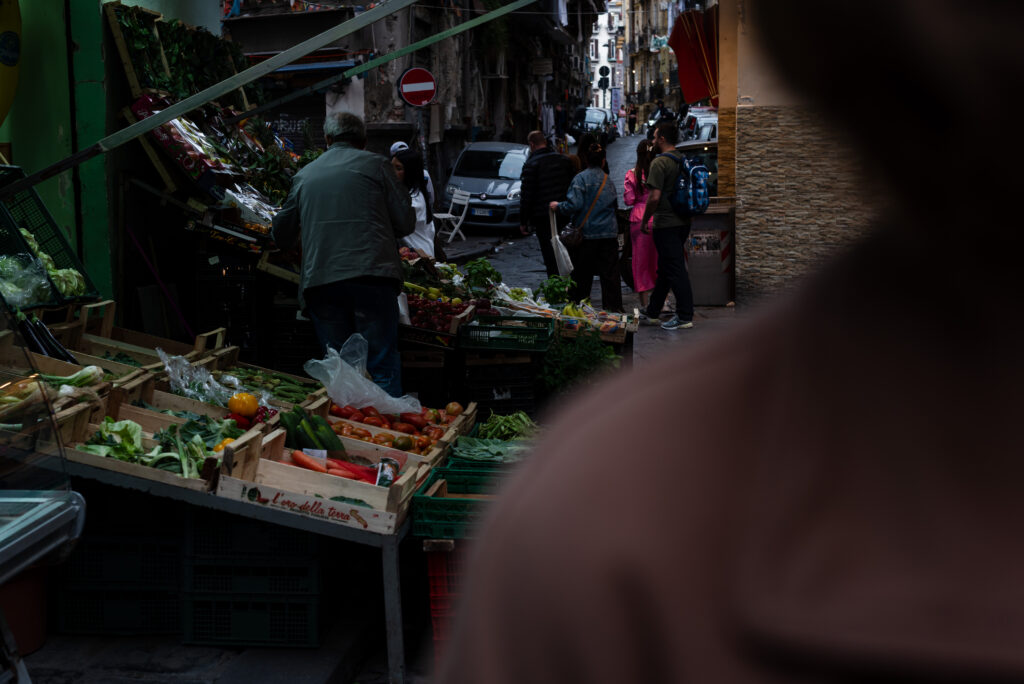 Marché dans les rues de Napoli